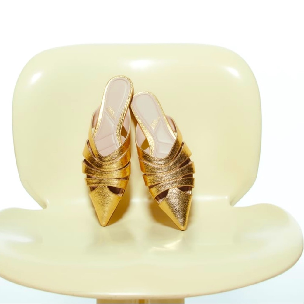 NWOT Zara Gold Metallic Pointed Toe Mules - Picture 3 of 9